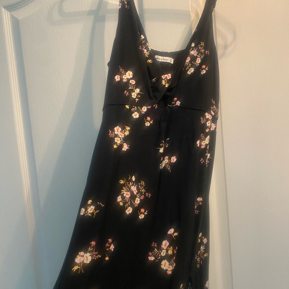 Abercrombie & Fitch Black Floral Midi Dress